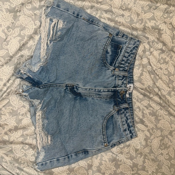 Princess Polly Jean shorts - Picture 2 of 4